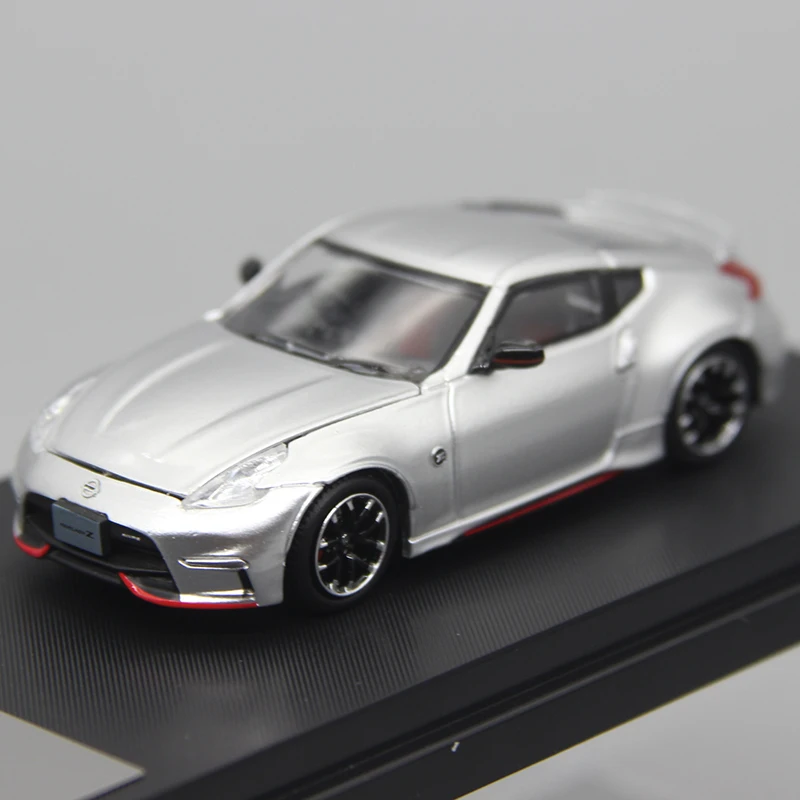 Nissan Fairlady Z 370Z 1:64 Die-Cast Model 10 Nissan Fairlady Z 370Z 1:64 Die-Cast Model - Image 10