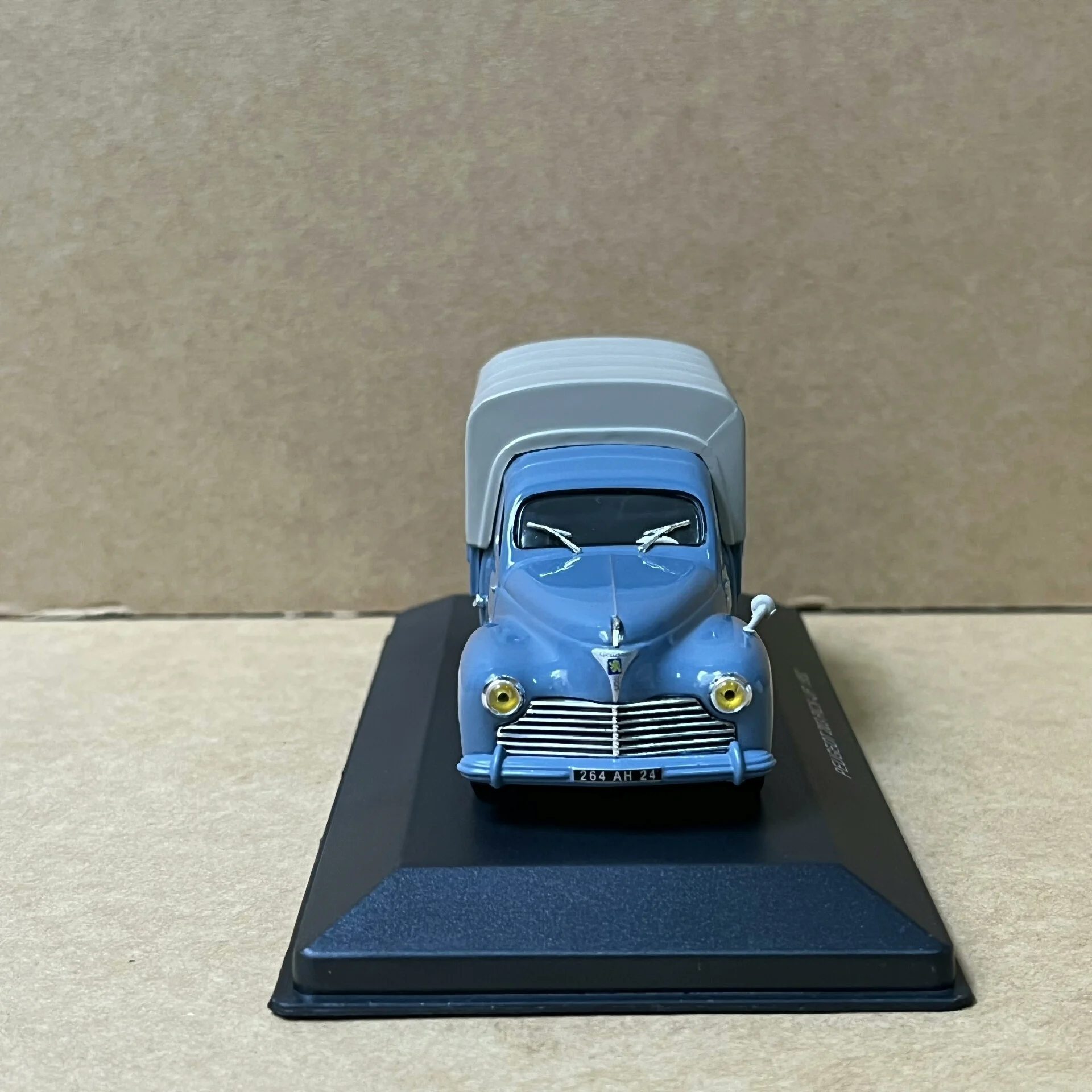 1952 Peugeot 203 Diecast Model in Light Blue 4 1952 Peugeot 203 Diecast Model in Light Blue - Image 4