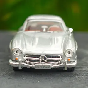 Mercedes-Benz 300 SL Coupe Model 1:43 Scale 7 S0ccca7a112844f98bb27ba94f9a3f1a66