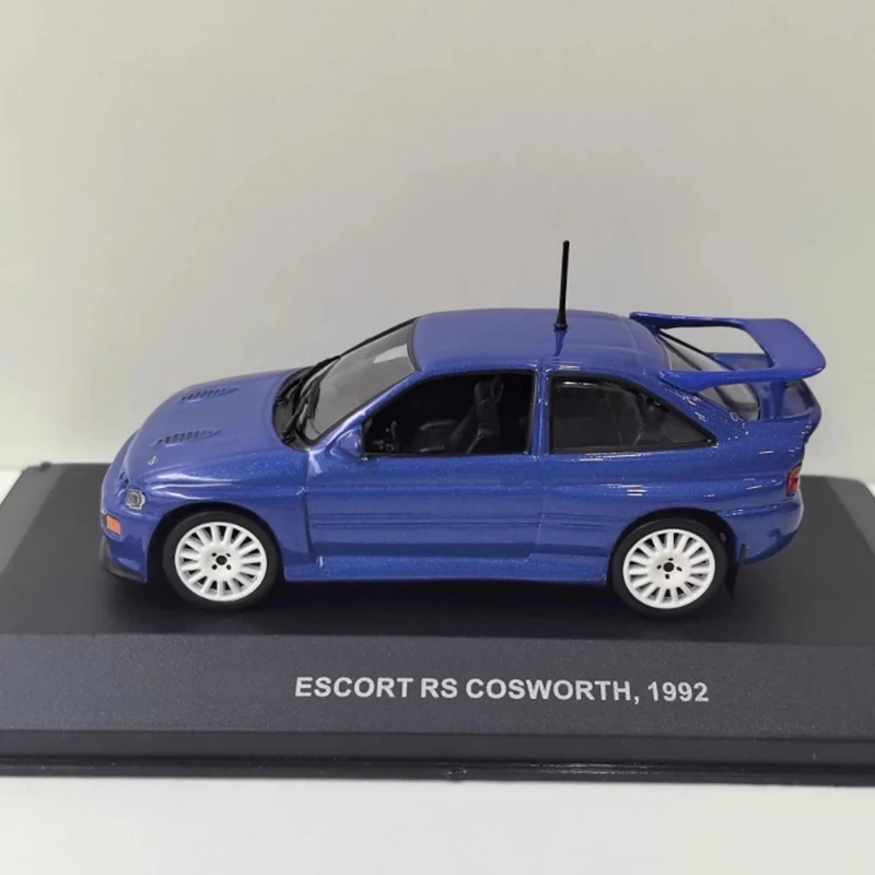 1992 Ford Escort RS 1:43 Diecast Model Blue 2 1992 Ford Escort RS 1:43 Diecast Model Blue - Image 2