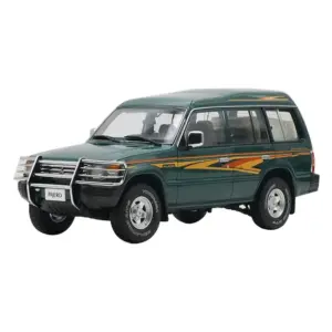 1:18 Mitsubishi Pajero V31 Diecast Model for Collectors 12 S0cfc72ae2be74aee8fc788bdfc18f13eG