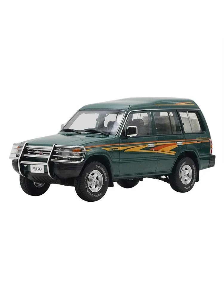 1:18 Mitsubishi Pajero V31 Diecast Model for Collectors 5 1:18 Mitsubishi Pajero V31 Diecast Model for Collectors - Image 5