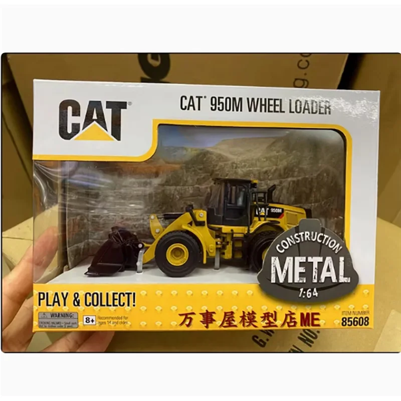 1:64 Scale CAT 950M Loader Model 1 1:64 Scale CAT 950M Loader Model