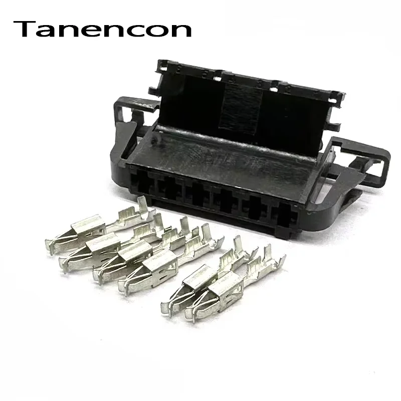 6-Pin Taillight Connector Set for VW Models 6 6-Pin Taillight Connector Set for VW Models - Image 6