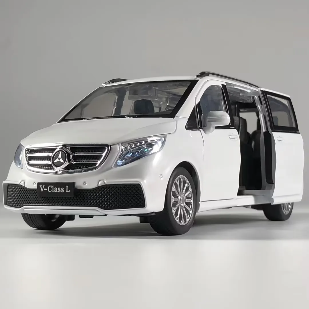 Mercedes-Benz V260L MPV Diecast Model 1:24 Black 8 Mercedes-Benz V260L MPV Diecast Model 1:24 Black - Image 8