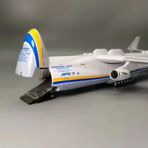 Antonov AN-225 Mriya 1:200 Scale Model 12 S0f62d2149d3c4ade8da5bfb608ef11a9o