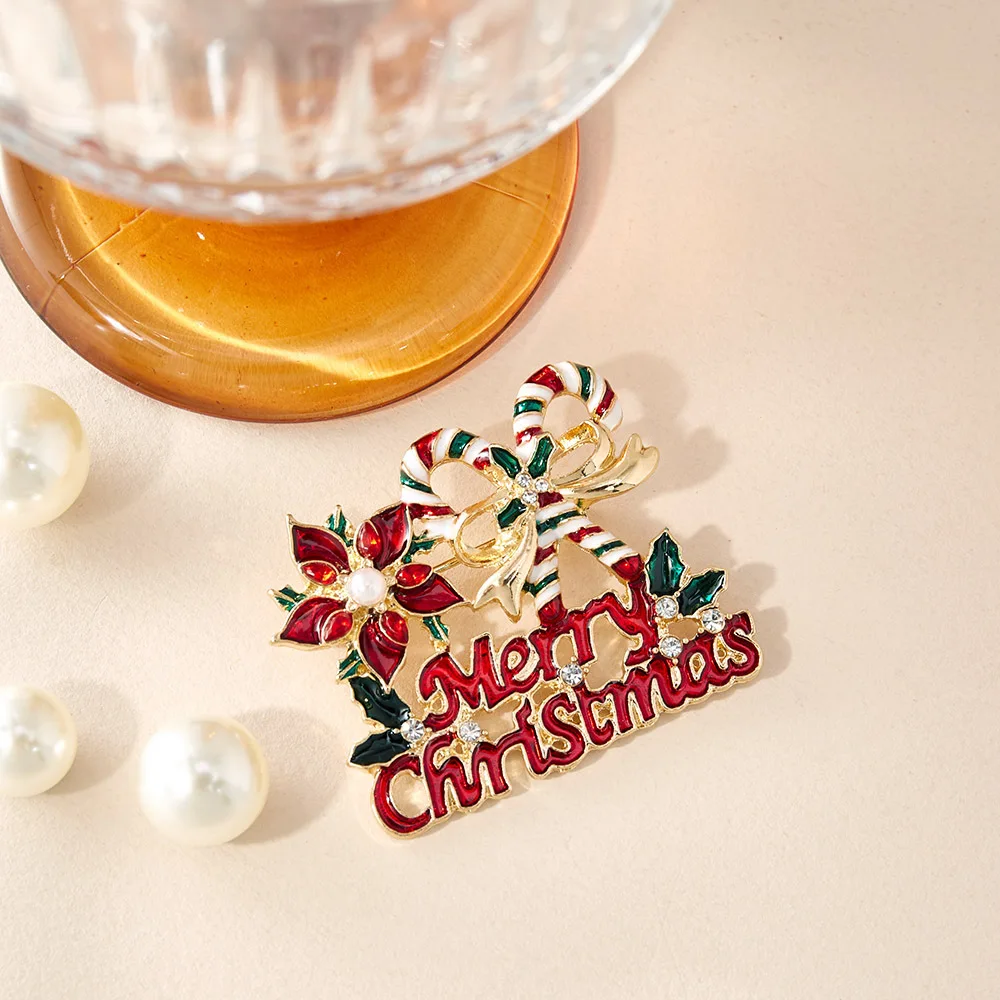 Festive Christmas Elk Brooch in Metallic Finishes 5 Festive Christmas Elk Brooch in Metallic Finishes - Image 5