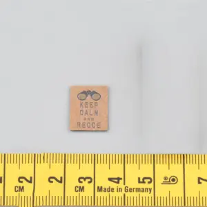 Miniature Military Jacket Model with Accessories 16 S106e225fe25545ae9822b9e410b0839dT