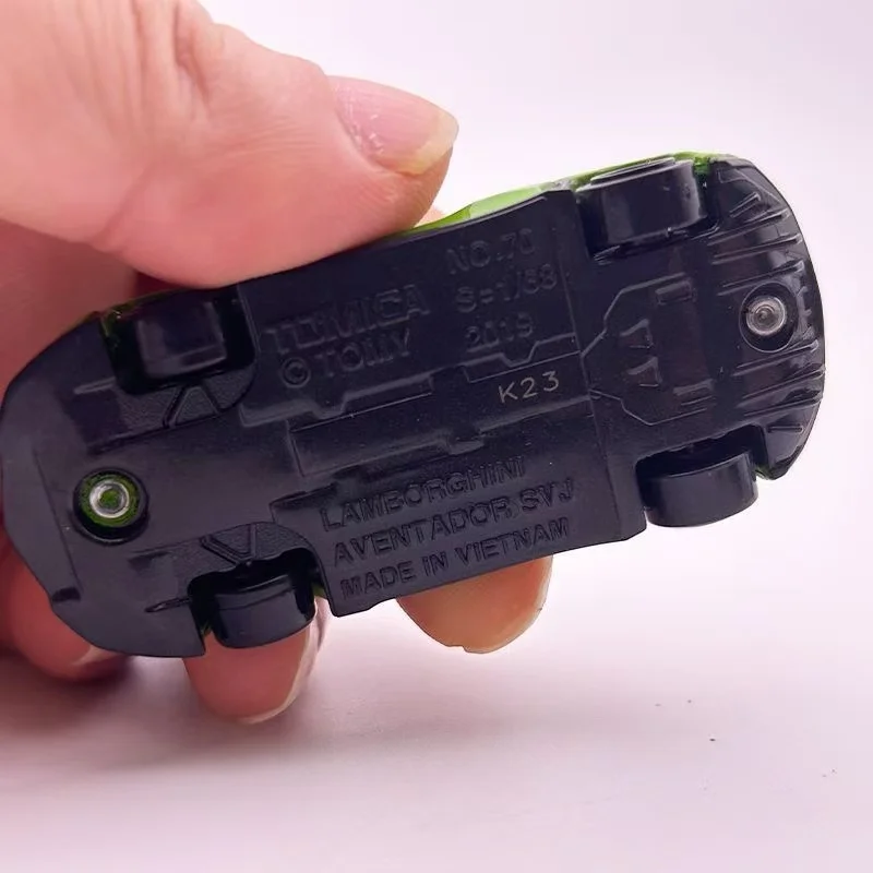 Lamborghini Aventador Diecast Model No. 70 2 Lamborghini Aventador Diecast Model No. 70 - Image 2