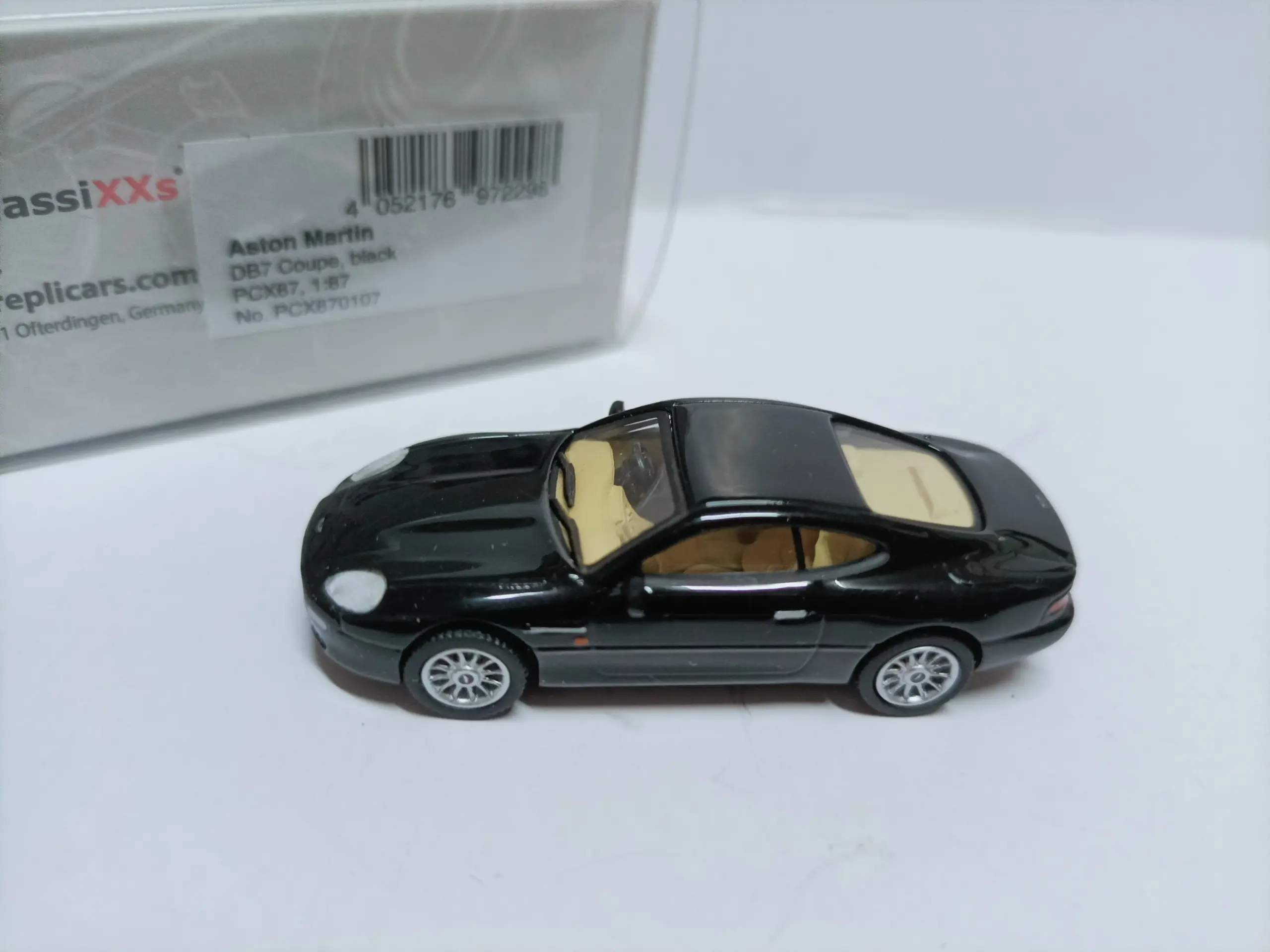 Black Alloy Aston Martin DB7 Model 1:87 Scale 2 Black Alloy Aston Martin DB7 Model 1:87 Scale - Image 2