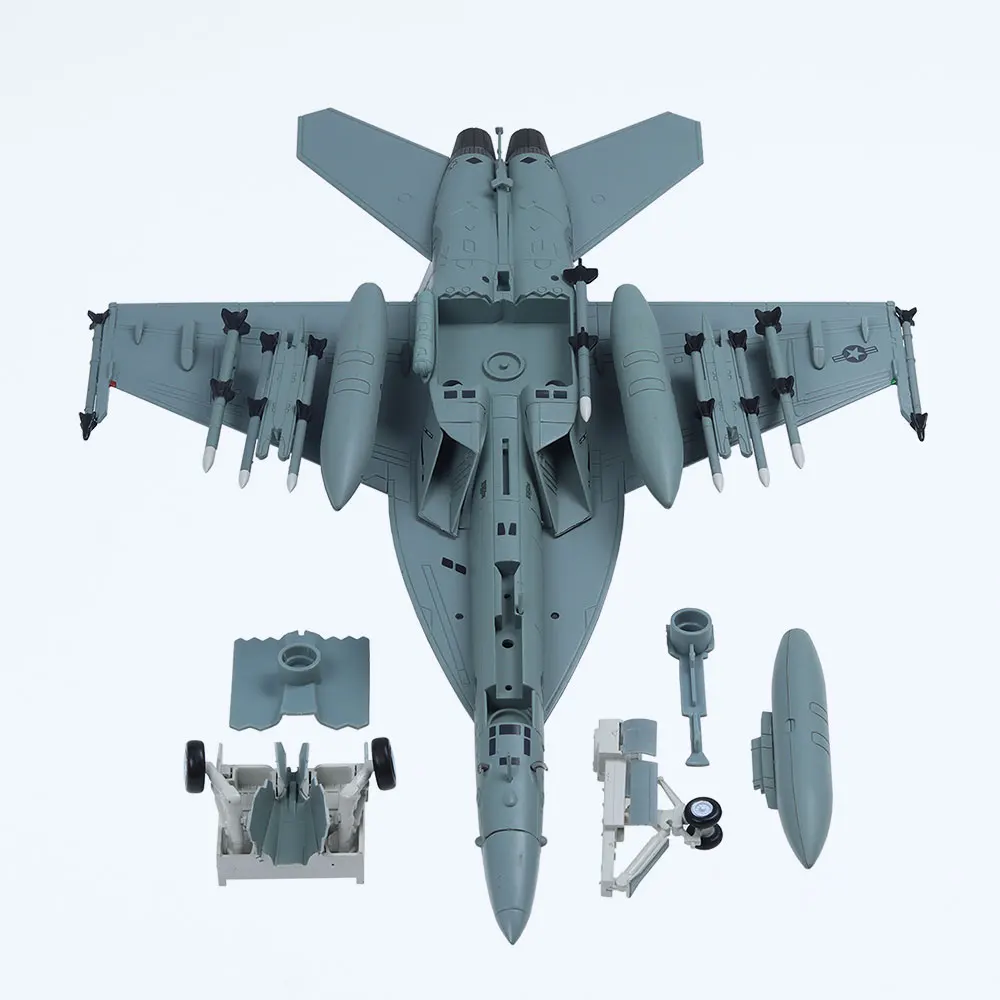 1/72 Scale F-18 Super Hornet Model 2 1/72 Scale F-18 Super Hornet Model - Image 2