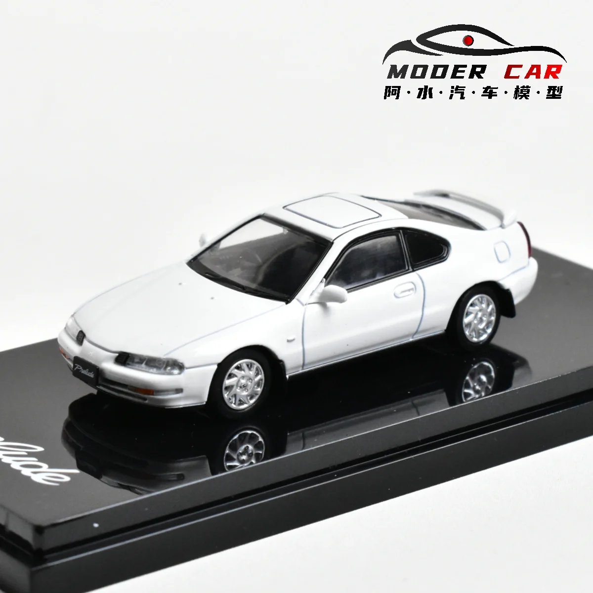 Hobby Japan 1:64 Diecast Car Model in Vivid Colors 7 Hobby Japan 1:64 Diecast Car Model in Vivid Colors - Image 7