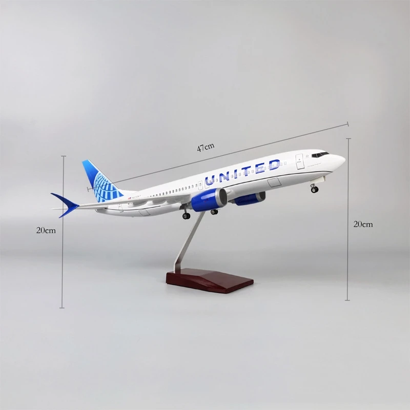 United Airlines Boeing 737 MAX Model - 47cm 4 United Airlines Boeing 737 MAX Model - 47cm - Image 4