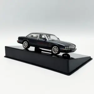 1998 Jaguar XJ8 X308 Die-Cast Model 1:43 Scale