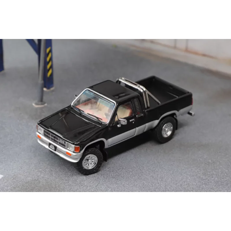 1985 Toyota Hilux SR5 Diecast Model in 1/64 Scale 4 1985 Toyota Hilux SR5 Diecast Model in 1/64 Scale - Image 4