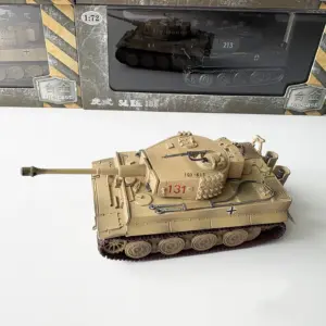 German Tiger Tank Model 1/72 Scale with Display Box 14 S14f9f56439de48e5b0e2b6a7a35bb12bE