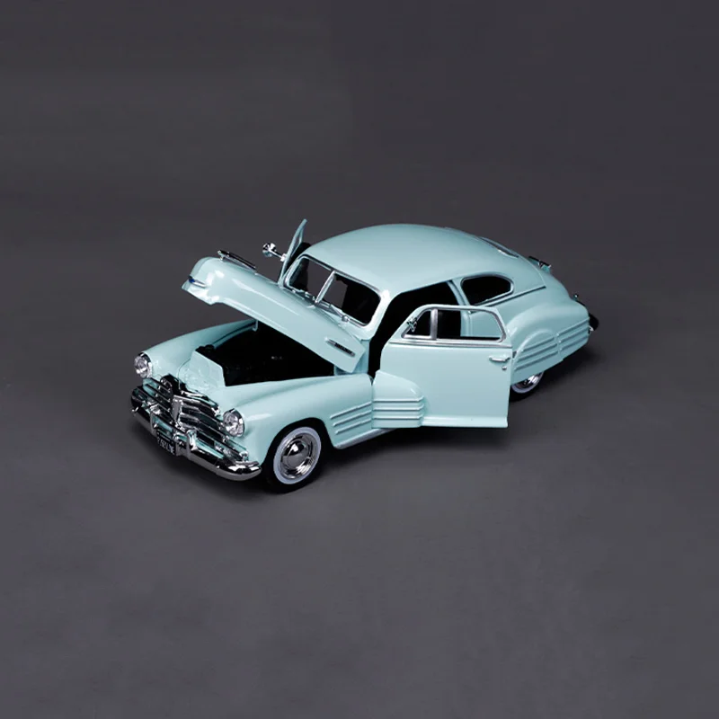 1948 Chevrolet Fleetline Aerosedan Diecast Model 5 1948 Chevrolet Fleetline Aerosedan Diecast Model - Image 5