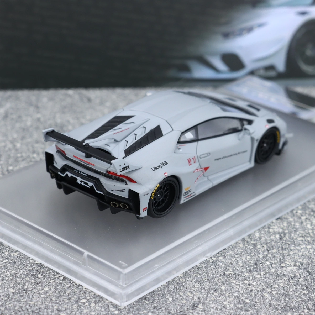 Liberty Walk Lamborghini Huracan LP610-4 Model 5 Liberty Walk Lamborghini Huracan LP610-4 Model - Image 5