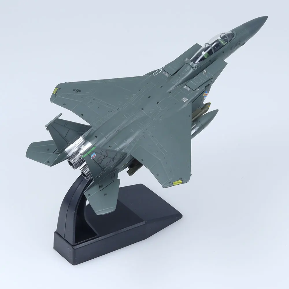 1/100 F-15E Fighter Jet Model Collectible 3 1/100 F-15E Fighter Jet Model Collectible - Image 3
