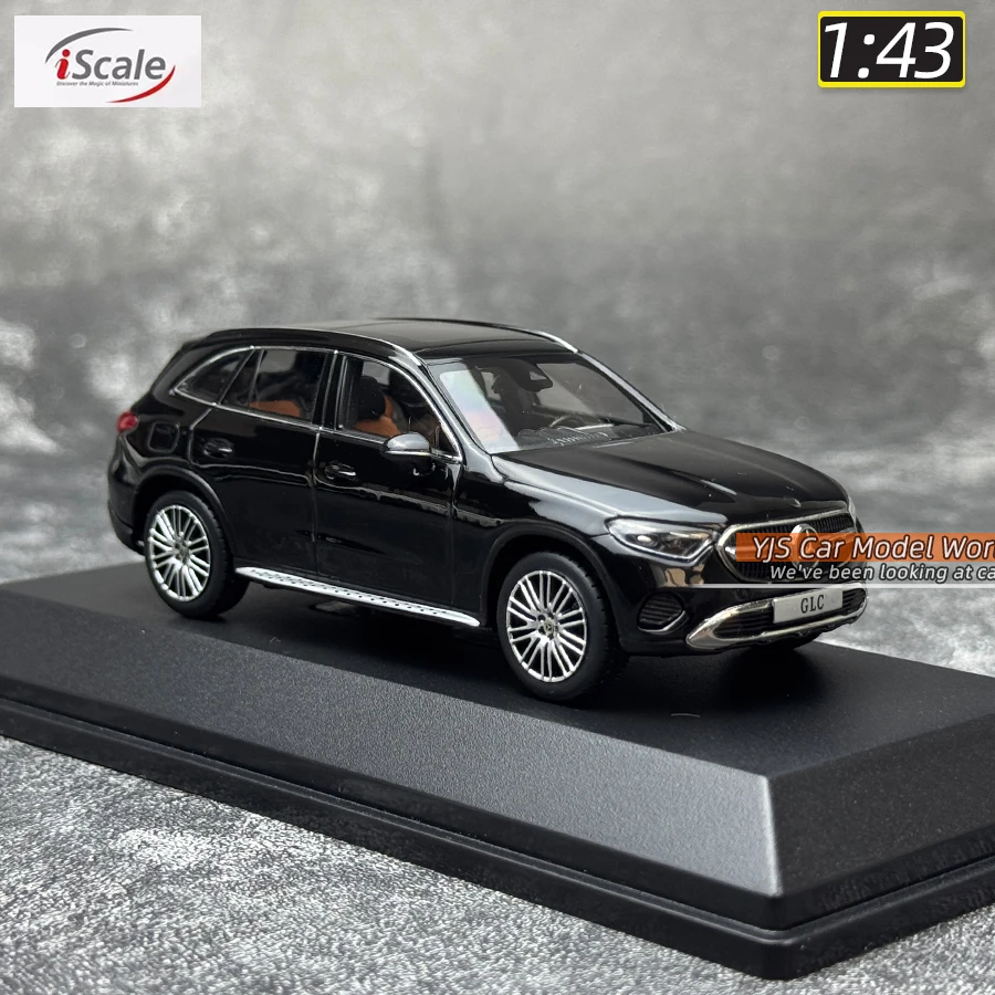 BMW GLC C254 Diecast SUV Model 1/43 Scale 3 BMW GLC C254 Diecast SUV Model 1/43 Scale - Image 3