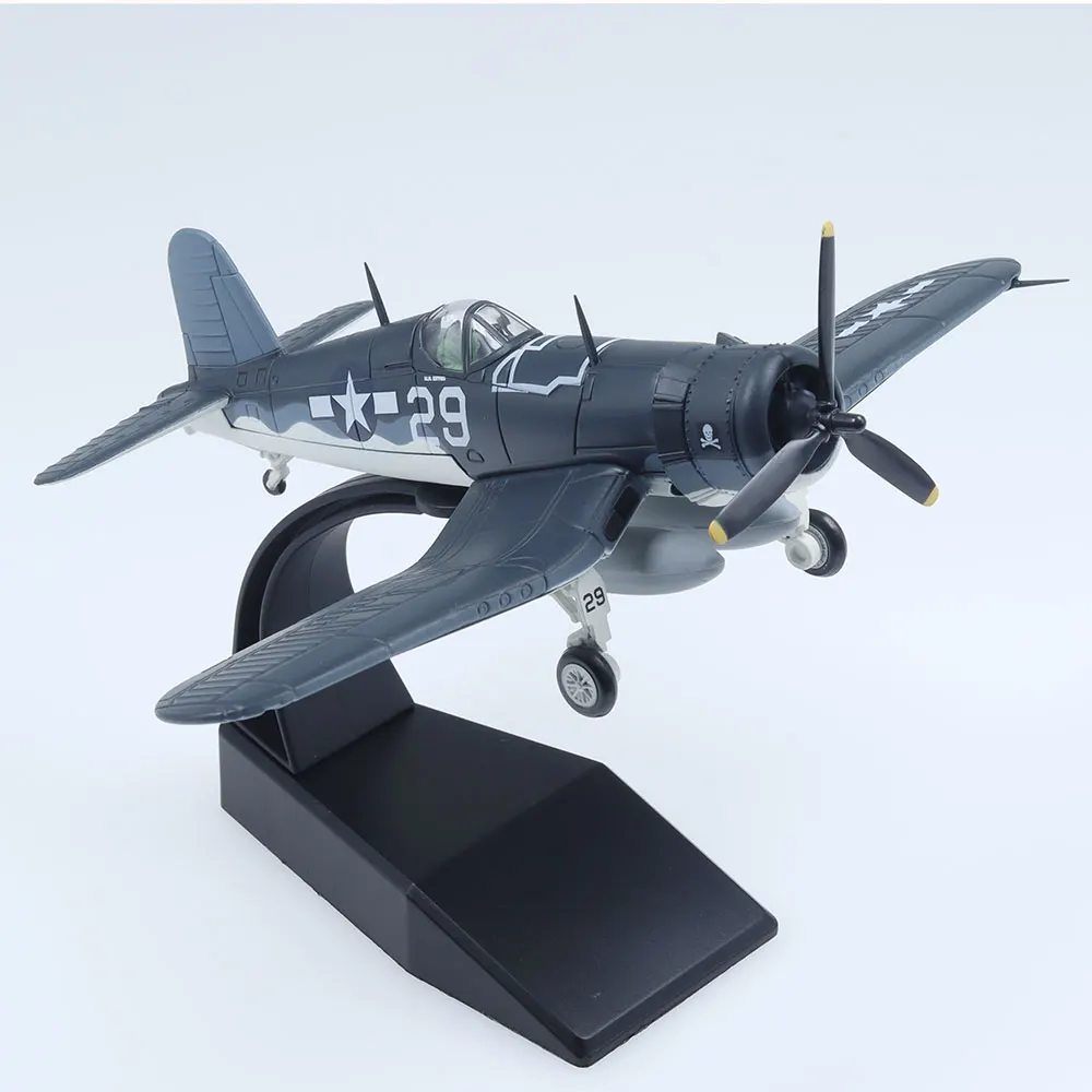 F4U Corsair die-cast military model 1/72 scale 2 F4U Corsair die-cast military model 1/72 scale - Image 2