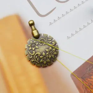 Vintage Stainless Steel Thread Cutter with Floral Engraving 13 S180d6b9ed0514fe793741956d07cc92e4