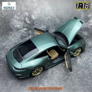 S182ddd87587a49b1a968f2ba2106d896D