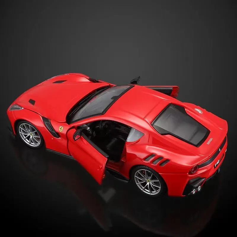 Ferrari F12 TDF 1:24 Diecast Model 4 Ferrari F12 TDF 1:24 Diecast Model - Image 4