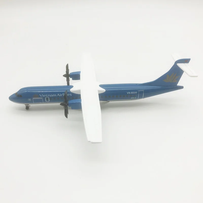 Vietnam Airlines ATR Model Collectible Display Piece 4 Vietnam Airlines ATR Model Collectible Display Piece - Image 4