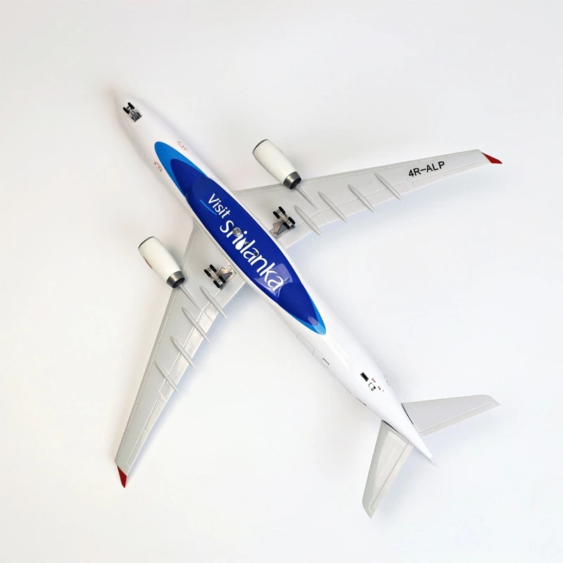 SriLankan Airlines A330 Resin Model 1:135 Scale 6 SriLankan Airlines A330 Resin Model 1:135 Scale - Image 6
