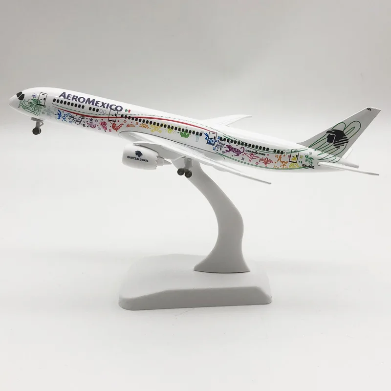 AeroMexico Boeing 787 Collector Model 20cm 3 AeroMexico Boeing 787 Collector Model 20cm - Image 3