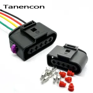 S1d7a4f22511848c6bb260eee6935e5e1o