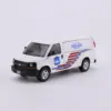 596 1:64   Tahoe & Chrysler 300C& Victoria CV Alloy Car Model Gifts Decoration Collection Vehicle Toys Static Display