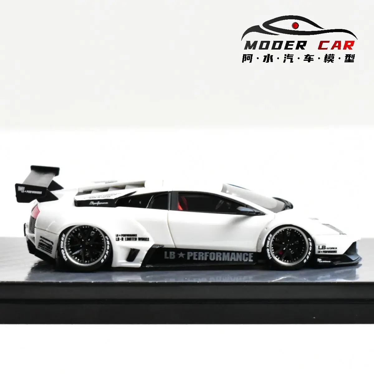 1:64 Scale Sports Car Resin Model 1 1:64 Scale Sports Car Resin Model