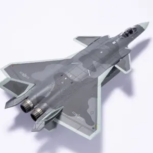 S1eec06b4e4864cbbad161ea322778a107