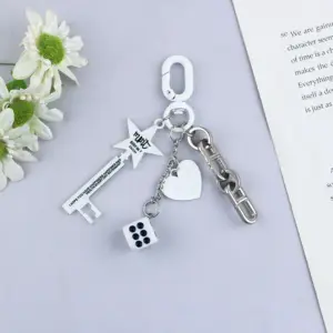 Colorful Zinc Alloy Keychains for Bags and Keys 16 S1f72d3dd0a2b44cc9ae2fdb39da6fc32U