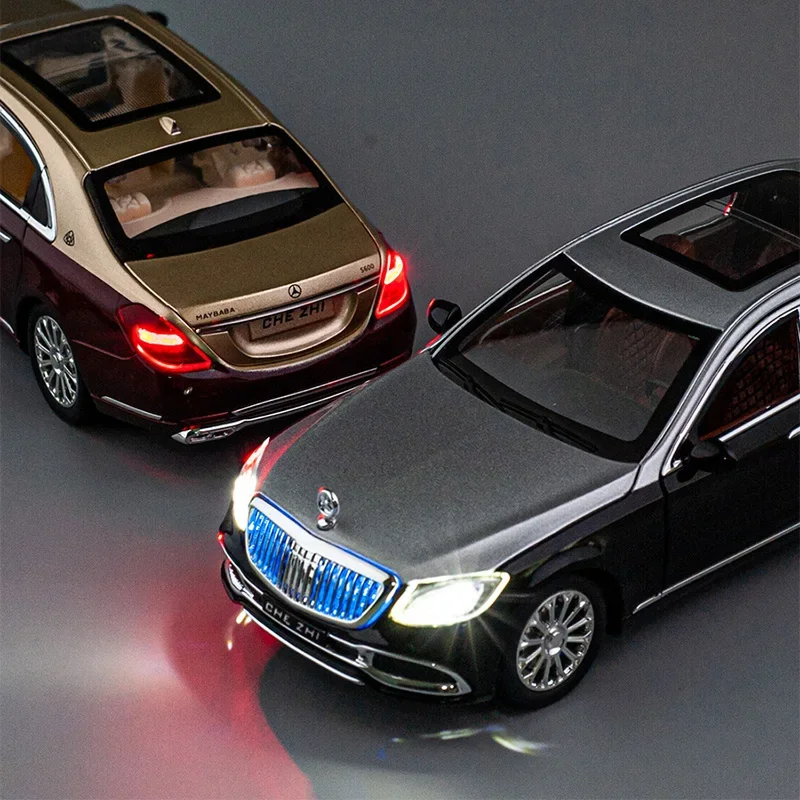 Mercedes-Benz Maybach GLS600 Diecast Model 1:24 2 Mercedes-Benz Maybach GLS600 Diecast Model 1:24 - Image 2