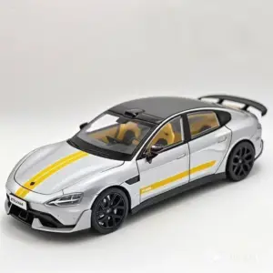 1:24 Die-Cast Sports Car Model with Sound 16 S2128699432d0481b8ad277e68448415a1