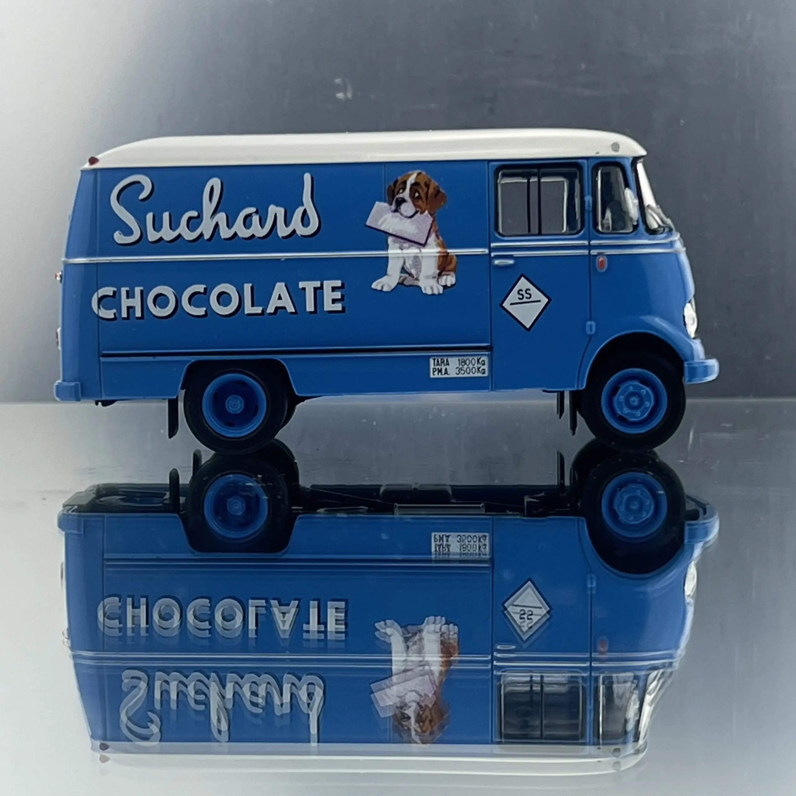 Vintage 1968 Mercedes-Benz L319 Suchard Model 3 Vintage 1968 Mercedes-Benz L319 Suchard Model - Image 3