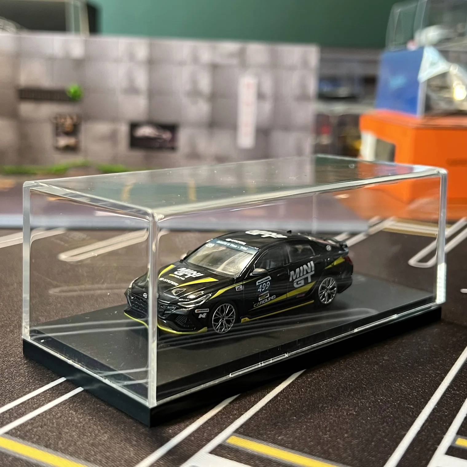 Acrylic Display Case for Diecast Cars 4 Acrylic Display Case for Diecast Cars - Image 4