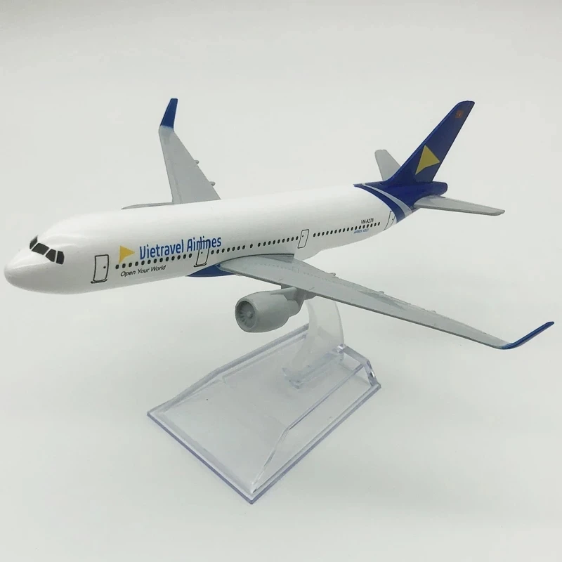 A321 Yueyue Airlines Diecast Model Aircraft 4 A321 Yueyue Airlines Diecast Model Aircraft - Image 4