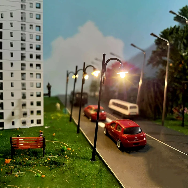 HO Scale Street Lamps Set for Model Cities 6 HO Scale Street Lamps Set for Model Cities - Image 6