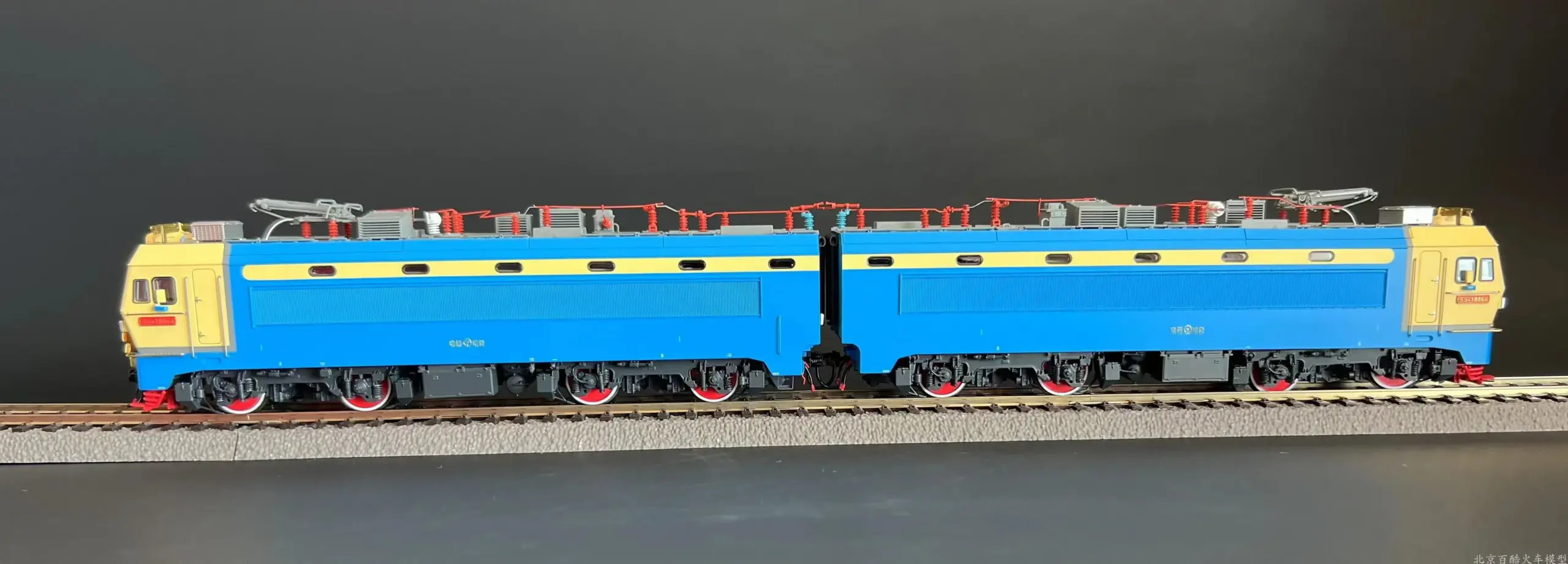 HO Shaoshan 4SS4 Model Train Set 7 HO Shaoshan 4SS4 Model Train Set - Image 7