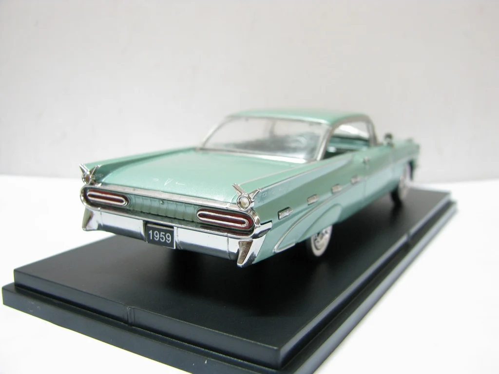 1959 Pontiac Coupe Bonneville Diecast Model 1:43 Scale 3 1959 Pontiac Coupe Bonneville Diecast Model 1:43 Scale - Image 3