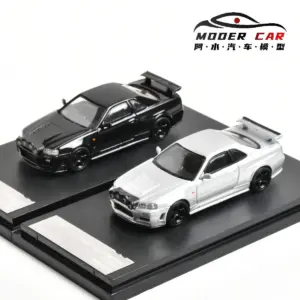 Street SW 1:64 Diecast Model Car in Silver/Black 6 S26b265ac2a8f4a1ab6b1e9033df56c78T