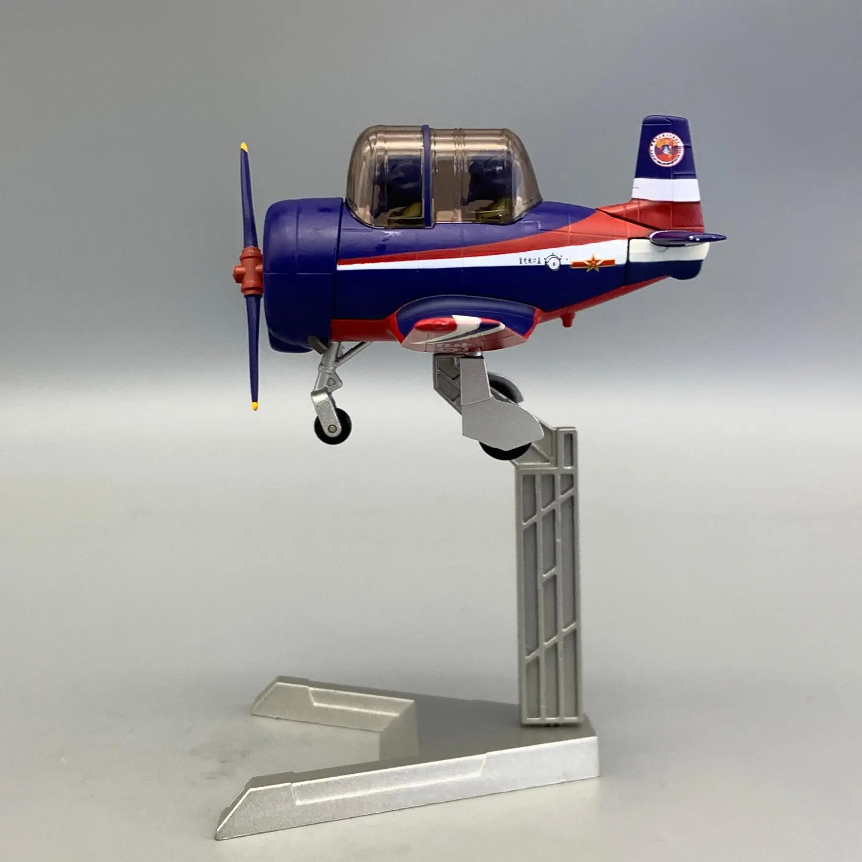 Diecast Aviation Model for Collectors 3 Diecast Aviation Model for Collectors - Image 3
