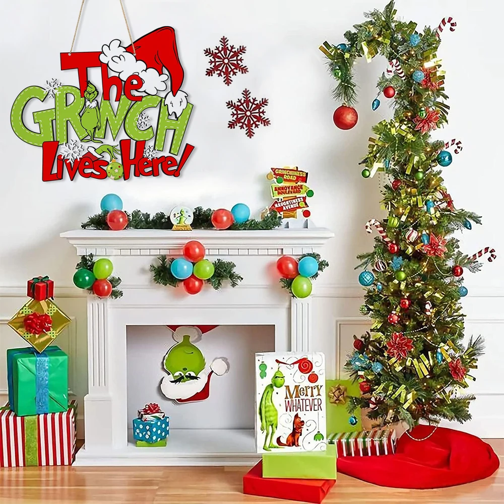 Festive Wooden Christmas Door Decor 4 Festive Wooden Christmas Door Decor - Image 4