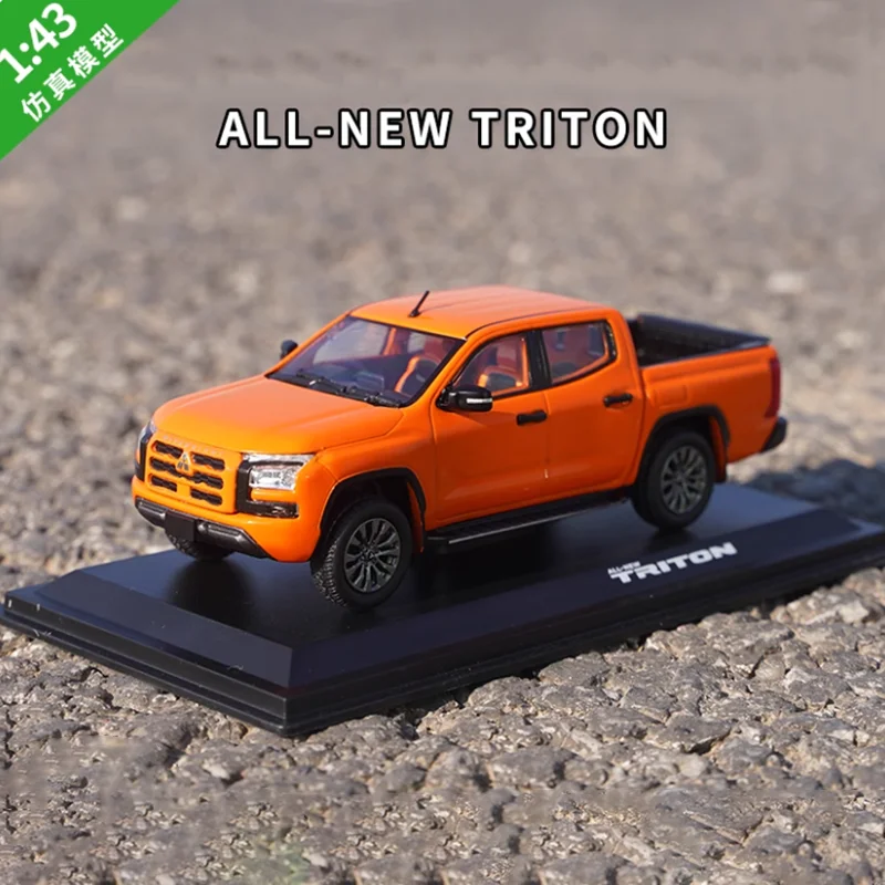 1:43 Scale Triton Pickup Diecast Model 7 1:43 Scale Triton Pickup Diecast Model - Image 7