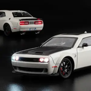Dodge Challenger Hellcat Redeye Diecast Model 14 S2908a210b852478dafa159c4066dd97a7