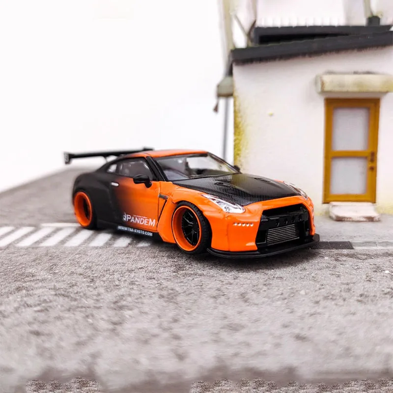 Black and Orange Nissan Skyline R35 Diecast Model 6 Black and Orange Nissan Skyline R35 Diecast Model - Image 6